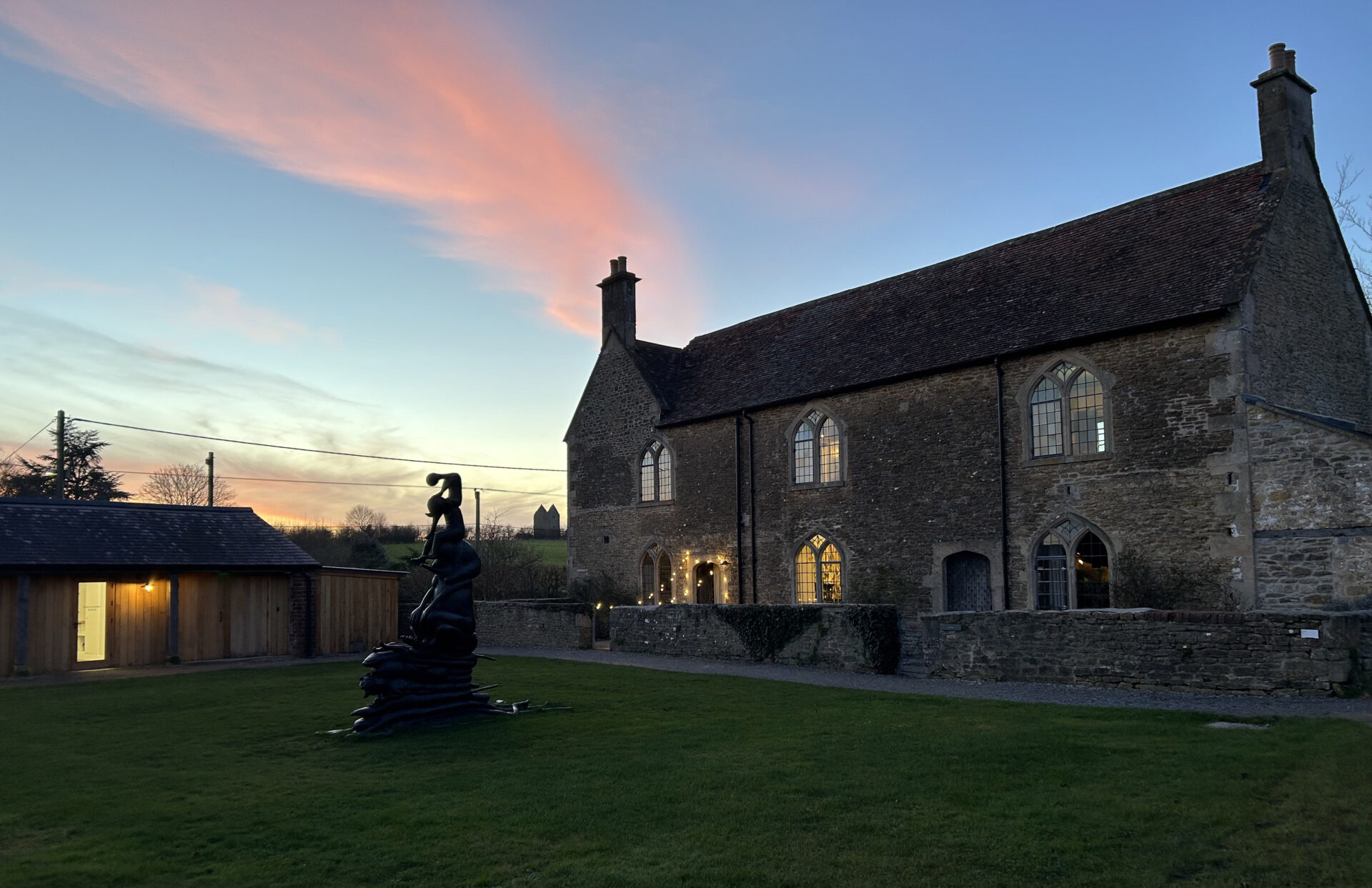 Unwind at Durslade Farmhouse: 18th-century charm meets modern art. Six unique bedrooms and Roth Bar & Grill await in...